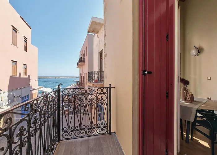 Filomeli Estate 하니아